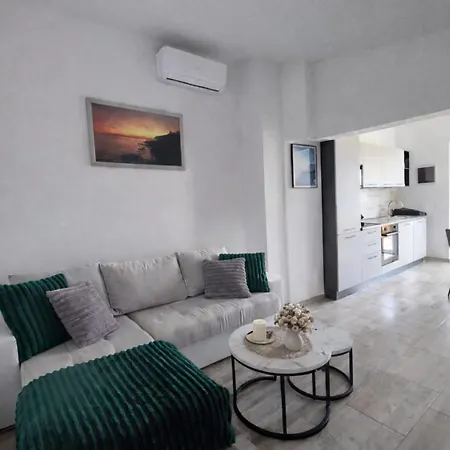 Sunset Apartament *